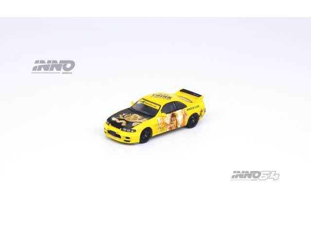 Preorder - August - 1/64 Nissan Skyline GTS-R R33 *Bruce Lee 50th Anniversary*, yellow/black