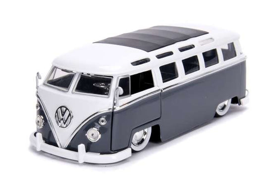 1/24 1962 Volkswagen bus with Baby Moon & white wall tires, dark grey/white