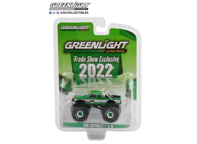 1/64 1986 Chevrolet S-10 Extended Cab Monster Truck #21 *2022 GreenLight Trade Show*