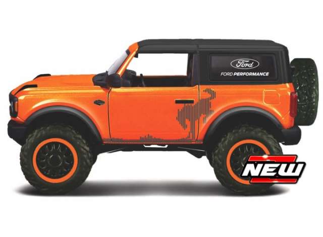 Preorder - Q2 2023 - 1/64 2021 Ford Bronco, orange/black