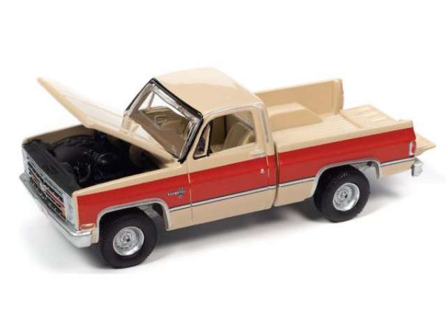 1987 Chevrolet Silverado 10 Fleetside, tan body color with bright red center sides
