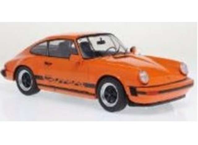 1/18 1977 Porsche 911 (930) 3.0 Carrera, orange