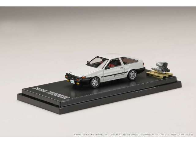 Preorder - Q2 2023 - 1/64 Toyota Sprinter Trueno GTV (AE86) with Engine Display Model, white