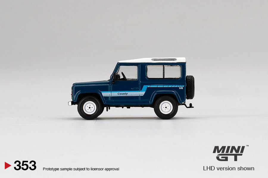 1/64 Land Rover Defender 90 County Wagon, stratos blue