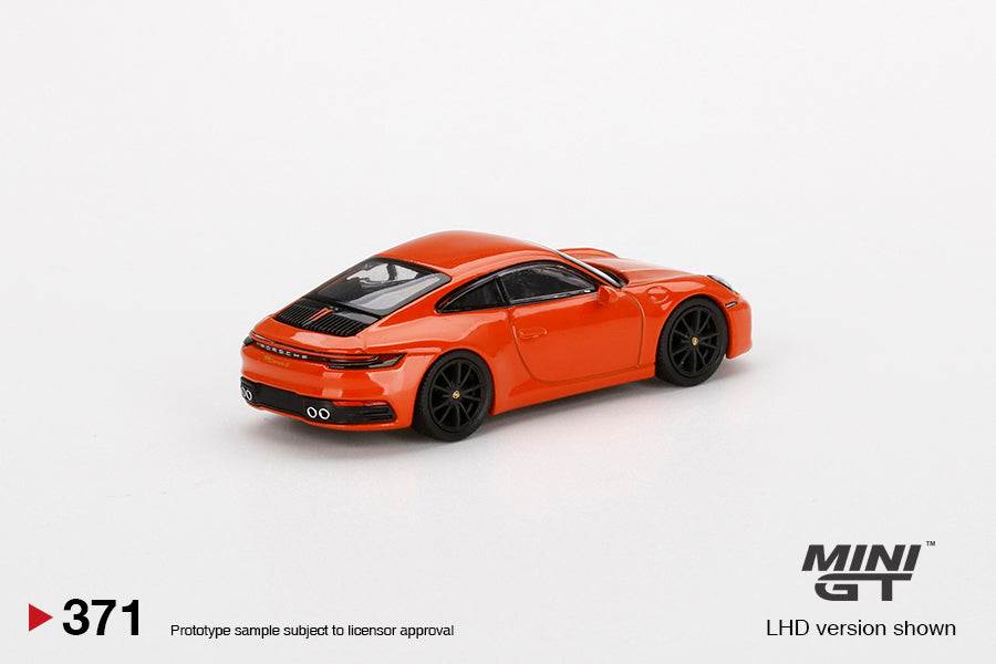 1/64 Porsche 911 (992) Carrera 4S, lava orange