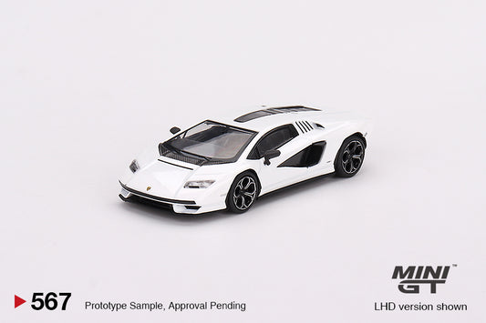 Preorder - September 2023 - 	1/64 Lamborghini Countach LPi800-4, white