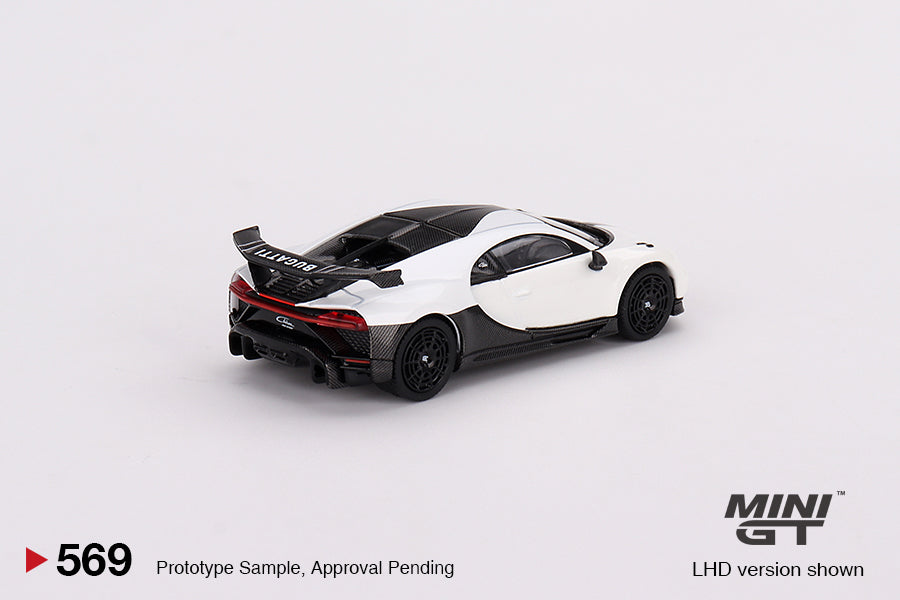 Preorder - September 2023 - 1/64 Bugatti Chiron, pur sport white