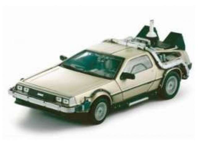 1/24 1983 DeLorean *Back to the Future II*