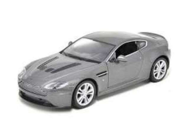 1/24 2010 Aston Martin V12 Vantage, silver