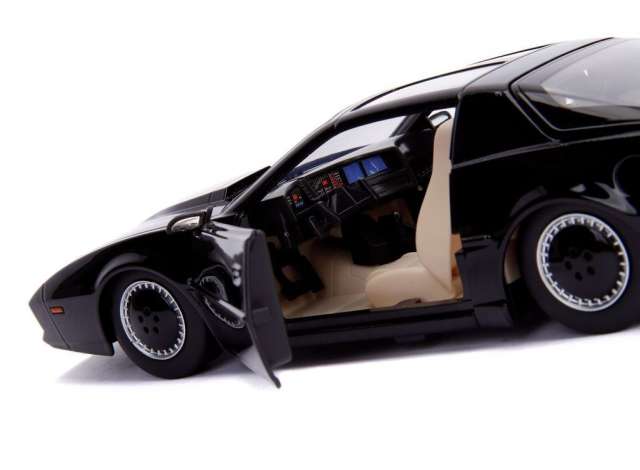 1/24 1982 Pontiac Firebird Knightrider KITT with Working Lights on the Front Hood, black