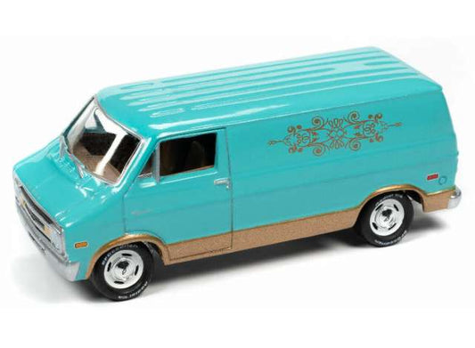 1/64 1976 Dodge Tradesman Van, mint green