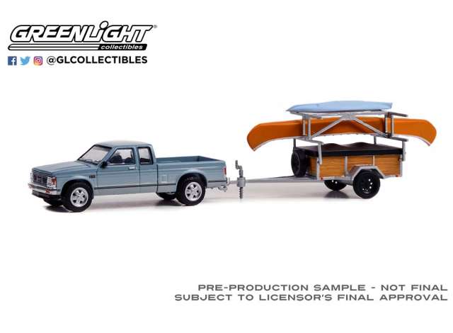 1/64 1988 GMC S-15 Sierra with Canoe Trailer with Canoe Rack Canoe and Kayak *Hitch & Tow Series 25*, blue