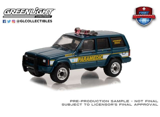 1/64 1998 Jeep Cherokee Greenport Rescue Squad Paramedic Greenport New York *First Responders Series 1*, green/yellow