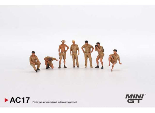 Preorder - August 2023 - 1/64 Metal Figure's Camel Trophy Team