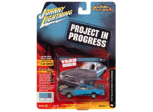 1/64 1976 Plymouth Volare Road Runner, blue/primer